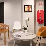 Ibis Cap Martin Menton 3* ロクブリュヌ＝カップ＝マルタン