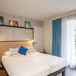 Ibis Cap Martin Menton ロクブリュヌ＝カップ＝マルタン