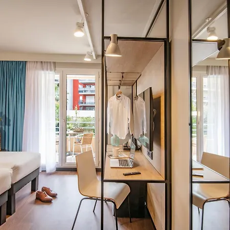 Hotel Ibis Cap Martin Menton 3*