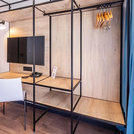 Ibis Cap Martin Menton 3*