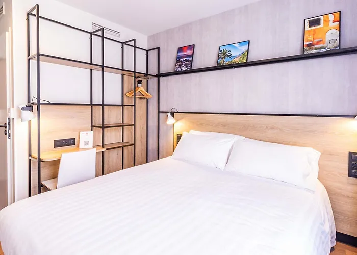 فندق Ibis Cap Martin Menton روكوبرُن كاب مارتي