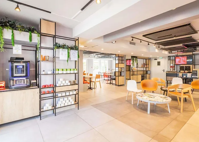 فندق Ibis Cap Martin Menton روكوبرُن كاب مارتي
